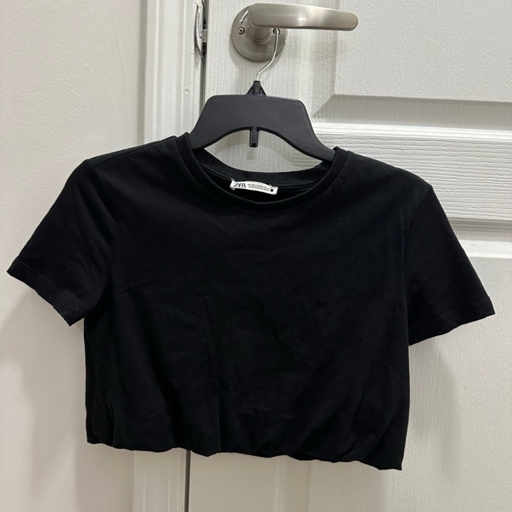 Zara cropped top with scrunched bottom